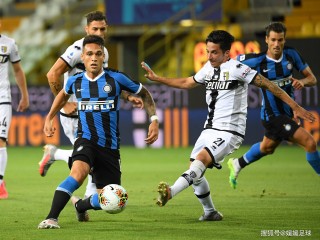 关于悉尼FC主场不敌横滨水手，遗憾失利的信息